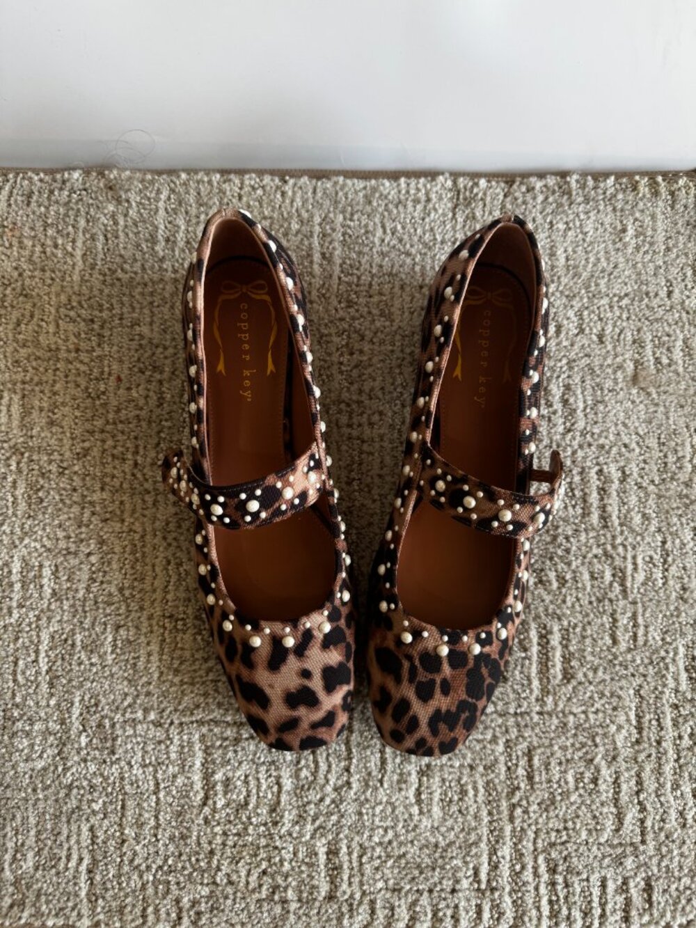Copper Key Shoes Leopard Pearl Mary Jane Flats Size 9 NWT